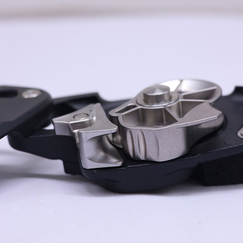 CCK-TL Rope Descender Climbing &amp; Rappelling Device with 250KG Load Capacity for 9.5–12mm Ropes